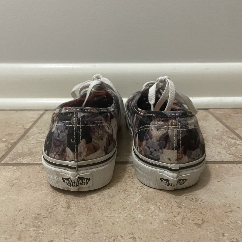Limited Edition ASPCA Vans - Picture 3 of 6
